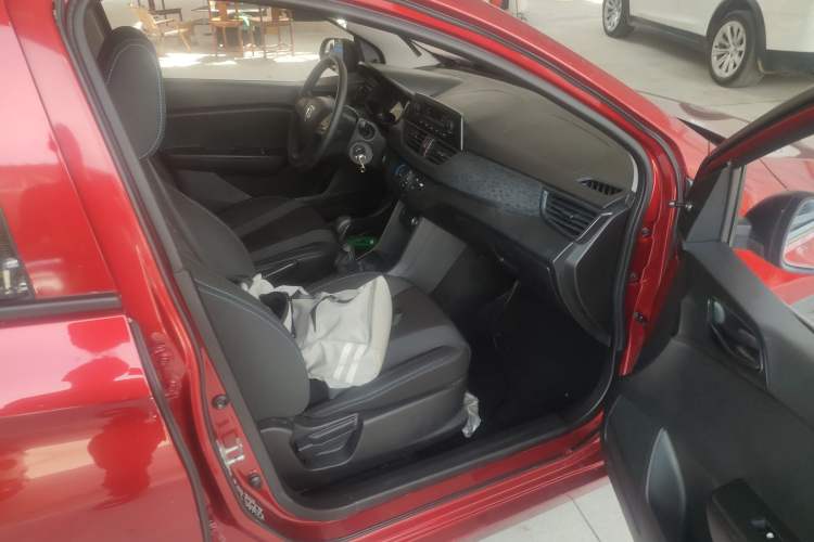 Used Baojun 310 2016 1.2L Manual Value Edition
