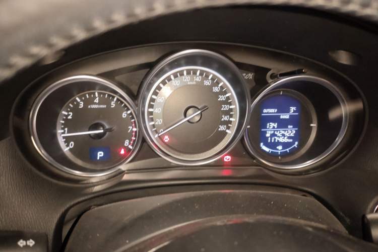 Used Mazda CX-5 2015 2.0L Automatic Two-Wheel Drive Urban Version
