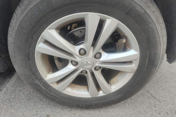 Used HYOSOW S3 2016 1.5L Manual Luxury Edition China IV Emission Standard