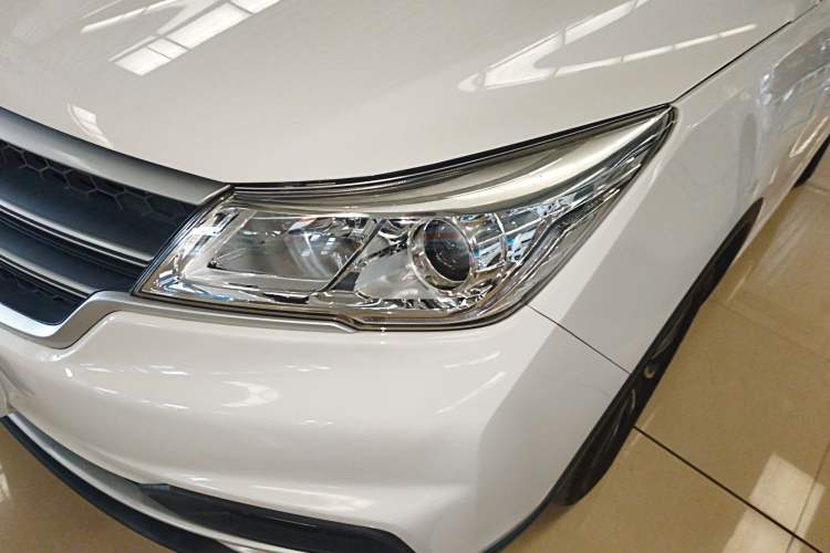 Used Baojun 730 2021 1.5L Manual Fashion Version 7 Seats