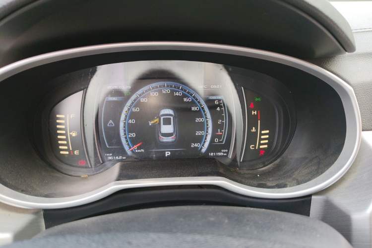 Used Geely Auto Emgrand X7 Sport 2016 1.8TD Automatic ZhiZun Version Instrument Cluster