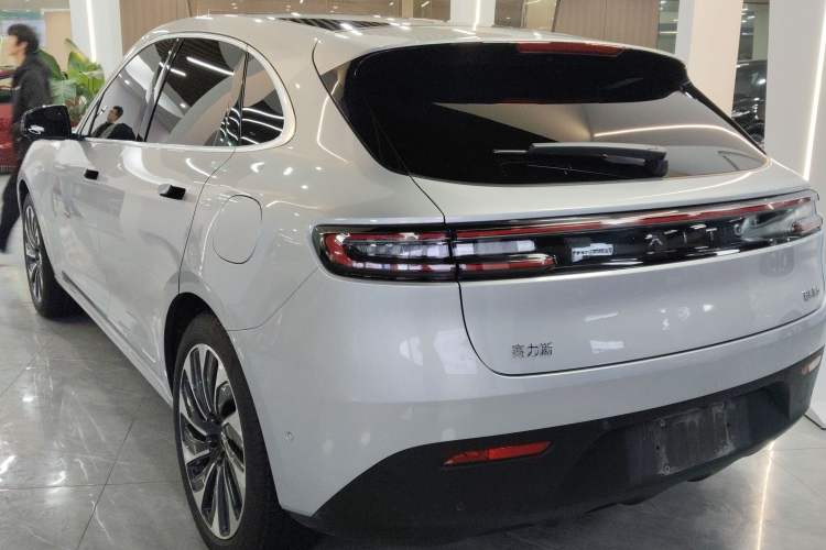 Used Hima AITO M5 2022 Range-Extended Rear-Drive Standard Version
