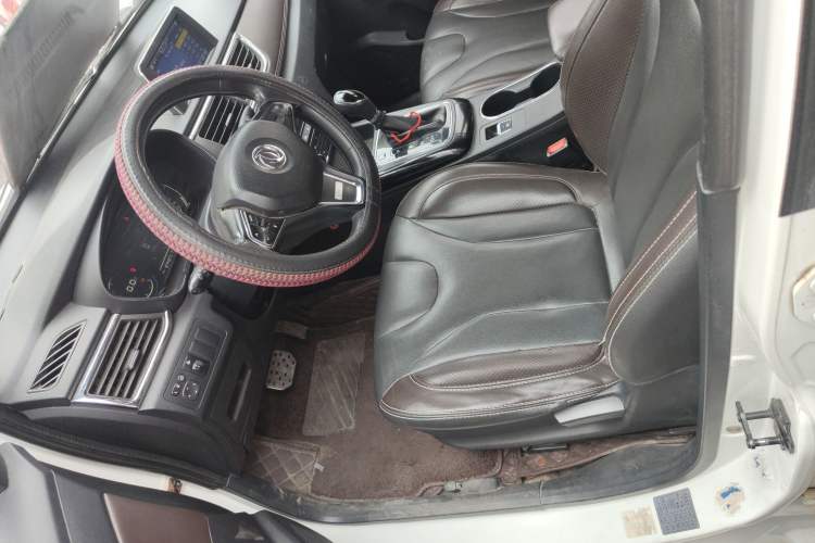 Used Dongfeng Fengon 370 2018 S370 1.5L CVT Luxury 7-Seater Left Front Seat