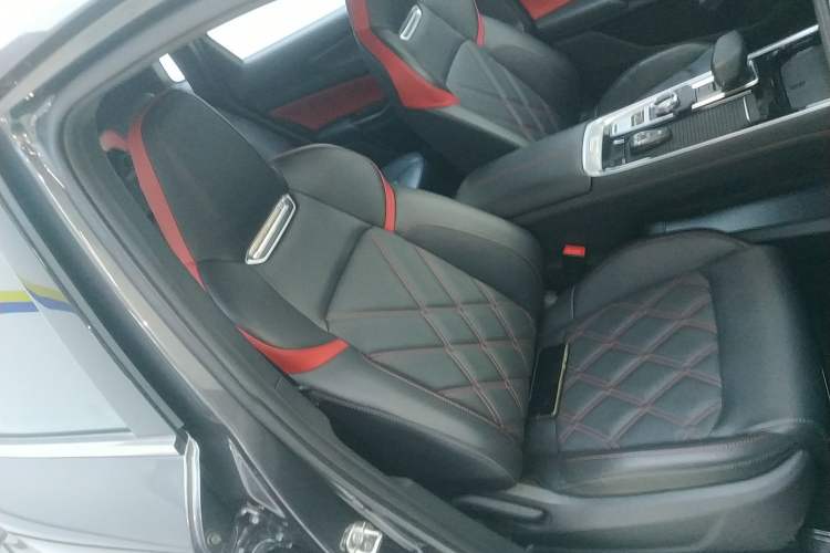 Used Changan CS55PLUS 2024 3rd Generation 1.5T DCT Prestige Model
