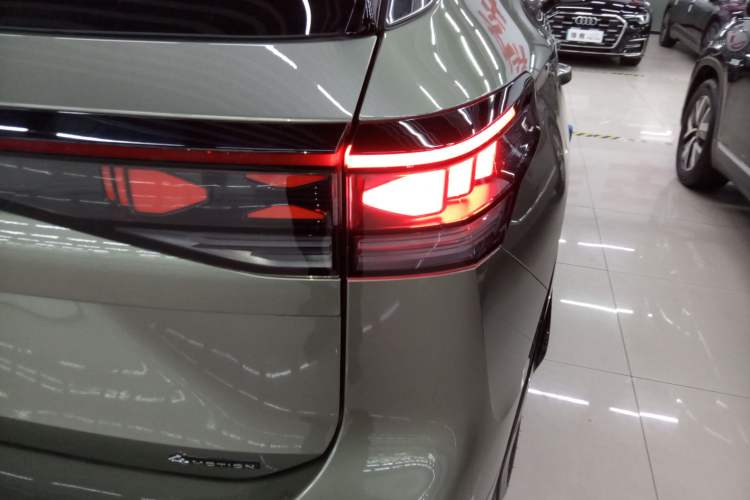 Used Volkswagen Tayron 2025 Tiguan L 380TSI 4Motion Luxury Easy Package