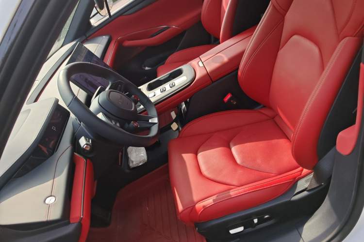 Used Xiaomi Auto SU7 2024 Rear-Drive Long-Range Intelligent Driving Version
