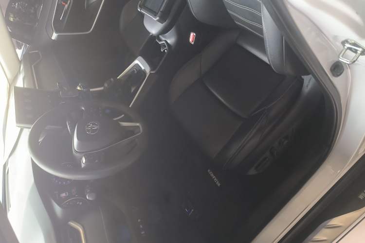 Used Toyota Wildlander 2020 2.0L CVT Two-Wheel Drive Luxury Edition
