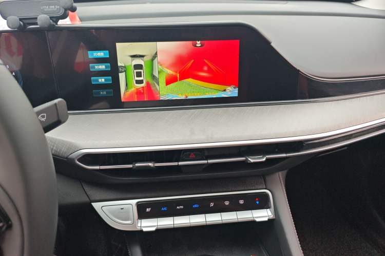 Used CHANGAN Eado 2024 PLUS Blue Whale NE 1.4T GDI DCT High-Energy Edition
