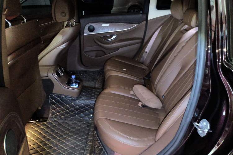 Used Mercedes-Benz E-Class 2021 Facelift E 260 L