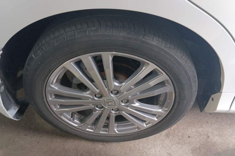 Used Honda Elysion 2016 2.4L Luxury Edition Right Rear Wheel Hub