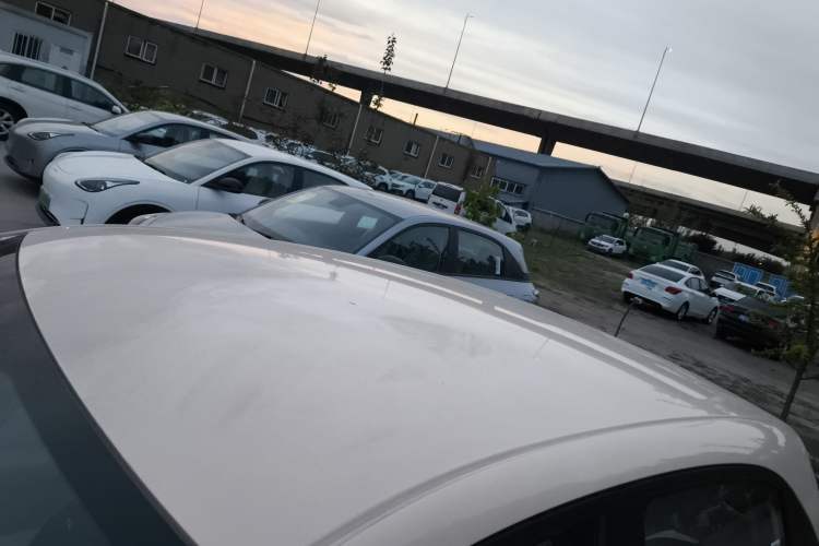 Used Geely Galaxy Geome 2026 Model 310km Youth Edition Roof