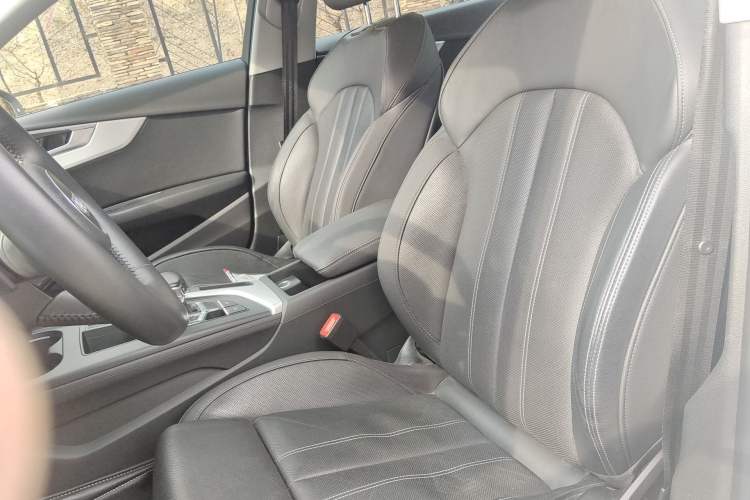 Used Audi A4L 2020 40 TFSI Fashion Dynamic Model
