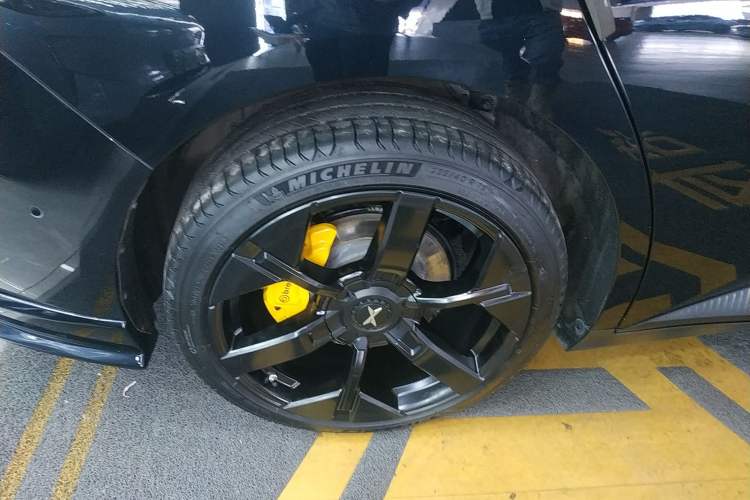 Used XPeng MONA M03 2024 620 with Ultra-Long Range Exterior 5