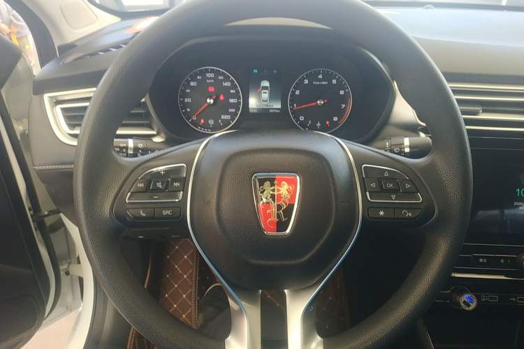 Used Roewe i5 2019 1.5L Manual 4G Connectable Langhao Edition
