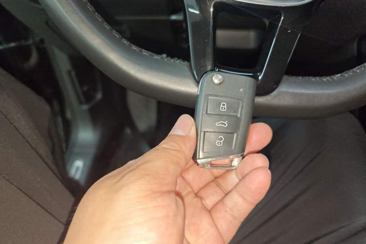 Used Volkswagen Tayron 2022 330TSI Two-Wheel Drive Luxury Smart Connectivity Version
