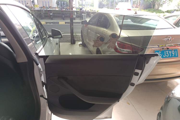 Used Tesla Model Y 2021 Standard Range Rear-Wheel Drive Version