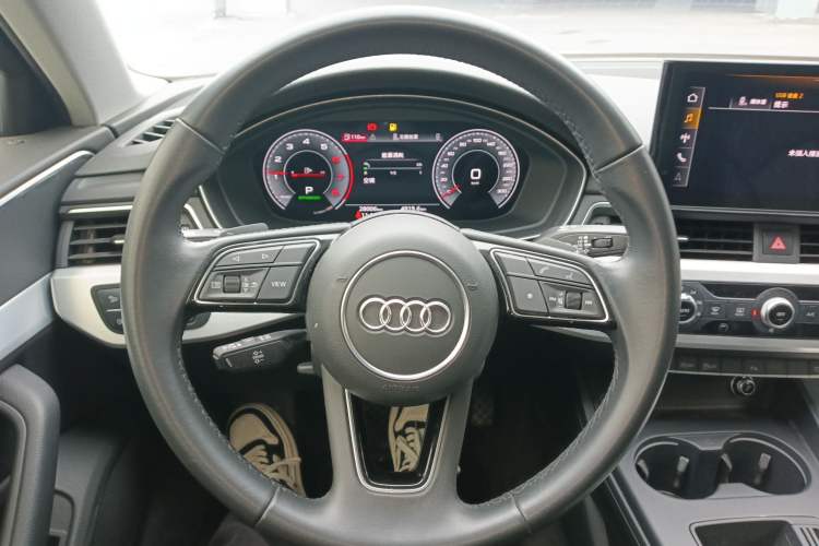 Used Audi A4L 2023 40 TFSI Fashion Dynamic Model
