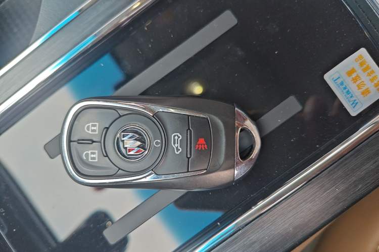 Used Buick GL8 2021 ES Landtrek 653T Comfort Edition