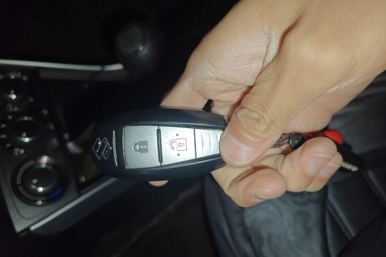 Used Suzuki Vitara S-Cross 2017 1.6L Manual Two-Wheel Drive Urban Fashion Model