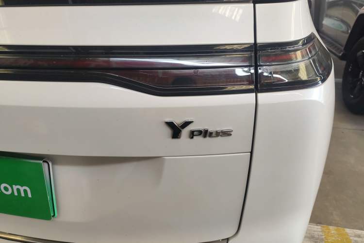 Used AION Y 2024 Plus 510 Intelligent Driving Version Right Rear Taillight