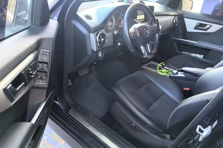 Used Mercedes-Benz GLK-Class 2014 GLK 200 Standard Model
