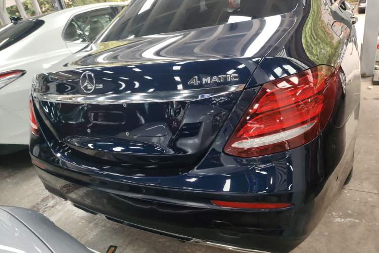 Used Mercedes-Benz E-Class 2016 E 300 L Sporty and Stylish Model Rear