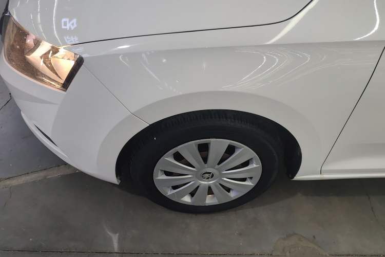 Used Skoda Rapid Spaceback 2018 1.6L Automatic Standard Edition
