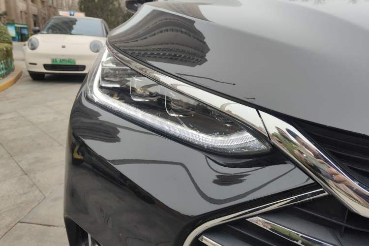 Used BYD Tang 2019 2.0T Automatic SmartConnect Luxury Version 5 Seats China VI Standard
