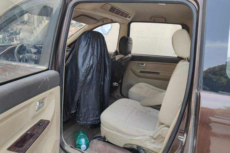 Used BAIC Weiwang M30 2015 1.5L Comfort version DAM15 Left Rear Seat