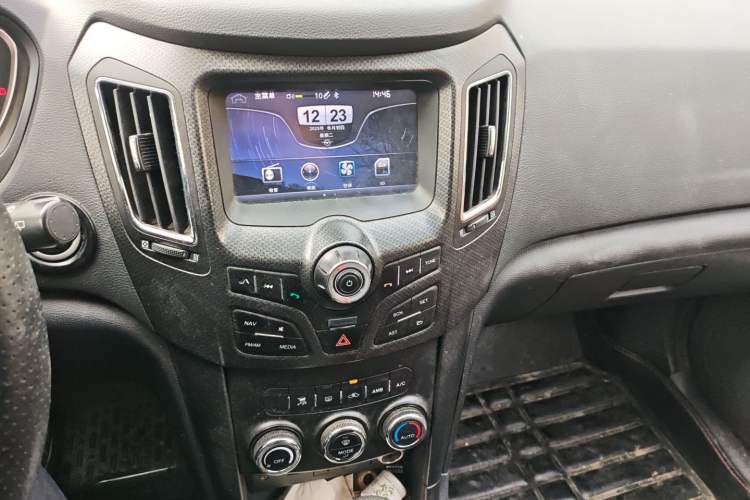 Used Haima S7 2013 2.0L Automatic ZhiZhen Version