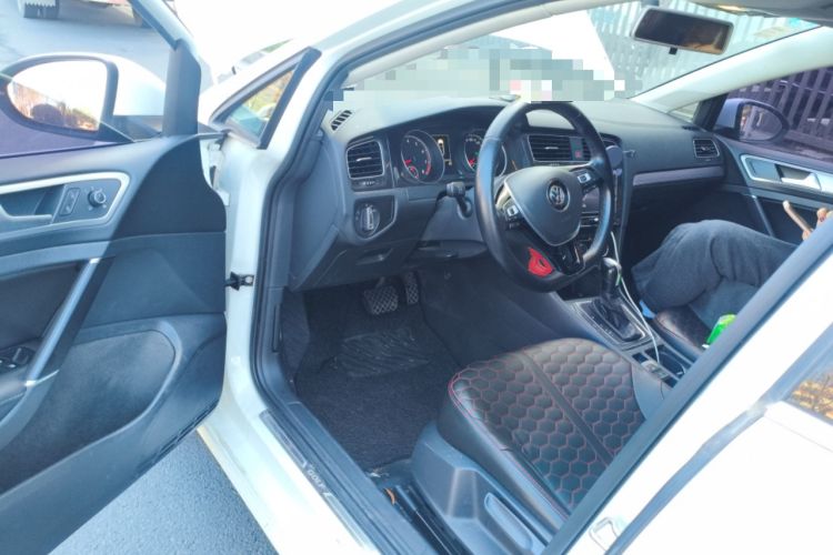 Used Volkswagen Golf 2018 230TSI Automatic Comfort Model
