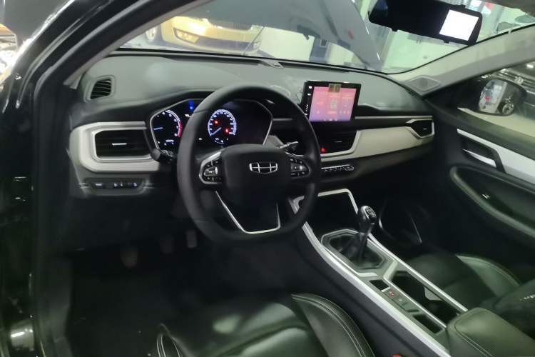 Used Geely Auto Vision X6 2020 1.4T Manual Luxury Model
