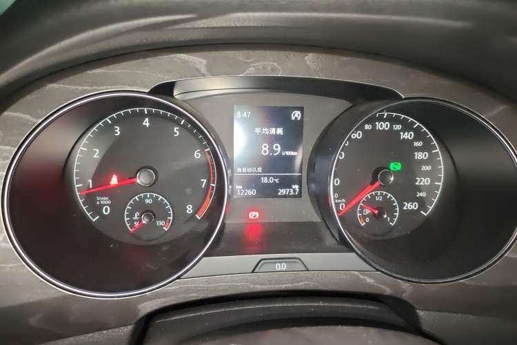 Used Volkswagen Golf Sportsvan 2016 230TSI Automatic Luxury Version
