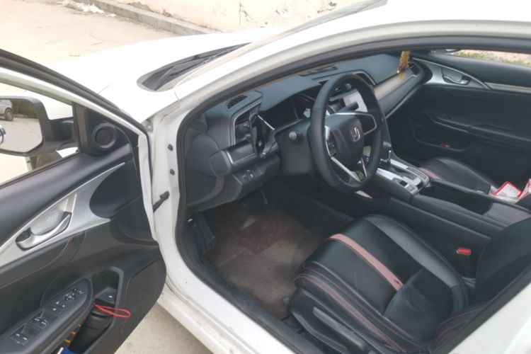 Used Honda Civic 2016 220TURBO CVT Luxury Edition