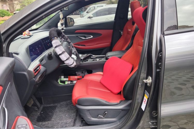 Used CHANGAN UNI-T 2020 1.5T Prestige Version
