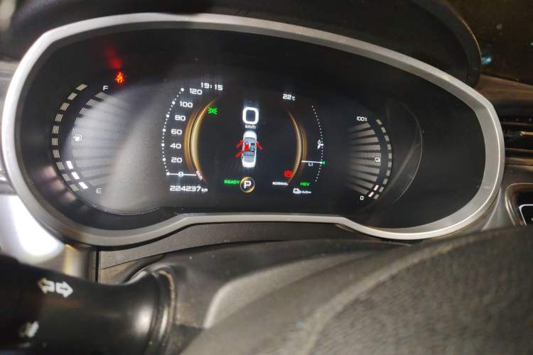 Used Geely Auto Emgrand GL New Energy 2019 1.5T DCT Zhiyue Model Odometer Close Up