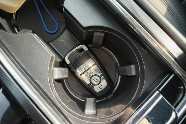 Used Lincoln Corsair 2020 2.0T Two-Wheel Drive Luxury Edition