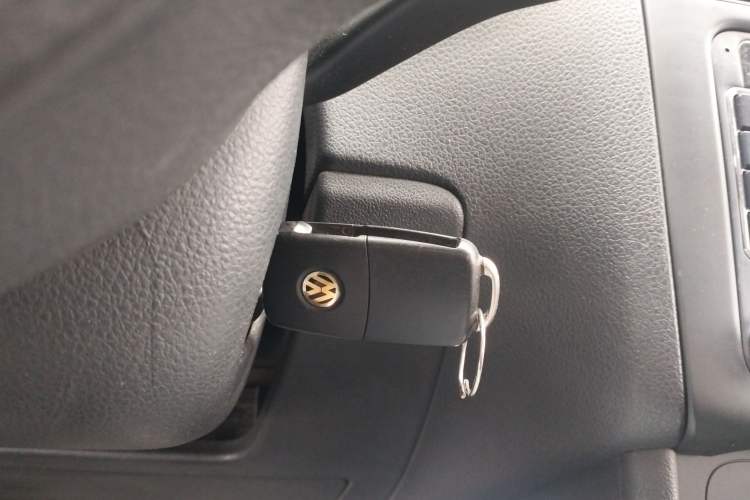 Used Volkswagen Polo 2013 1.4L Manual Fashion Edition
