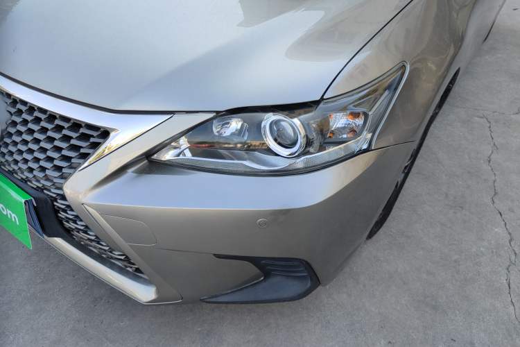 Used Lexus CT 2017 CT200h Elite Edition Solid Color China V Standard
