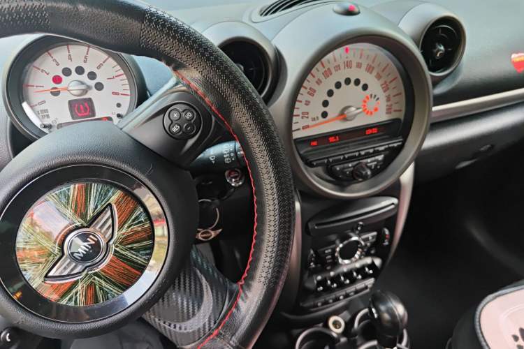 Used MINI Countryman 2011 1.6L COOPER Fun Instrument Cluster