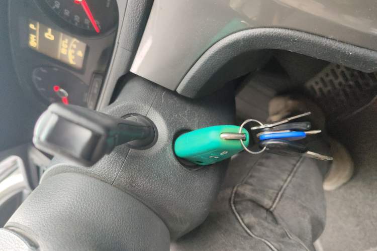 Used Volkswagen Lavida 2013 Revised Classic 1.6L Automatic Fashion Edition