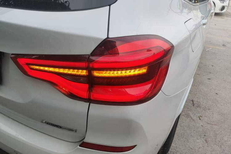 Used BMW X3 2020 xDrive25i M Sport Package Right Rear Taillight