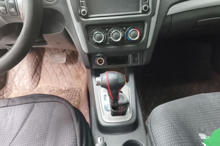 Used FORTHING Joyear S50 2014 1.6L CVT Luxury Model