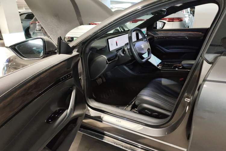 Used IM L7 2022 Dynamic Model
