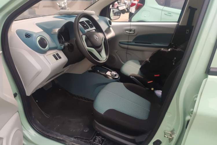 Used CHANGAN OSHAN Benni E-Star 2021 National Edition Colorful Version Lithium Iron Phosphate (31.95 kWh) Left Front Seat