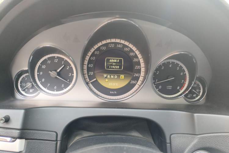 Used Mercedes-Benz E-Class 2011 E 260 CGI Coupe