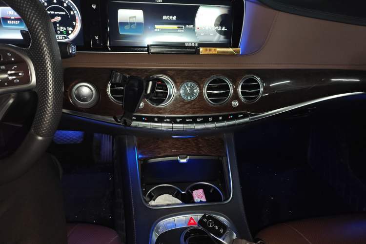 Used Mercedes-Benz S-Class 2014 S 320 L Business Model Audio And AC Panel