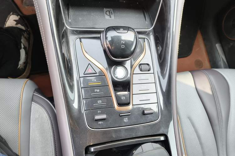 Used BYD Frigate 07 2023 DM-i 205KM Flagship Model
