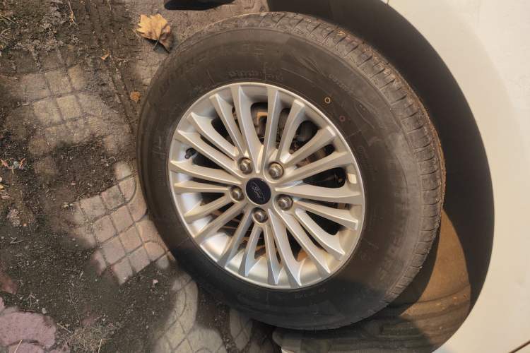 Used Ford Escort 2015 1.5L Manual Comfort Model