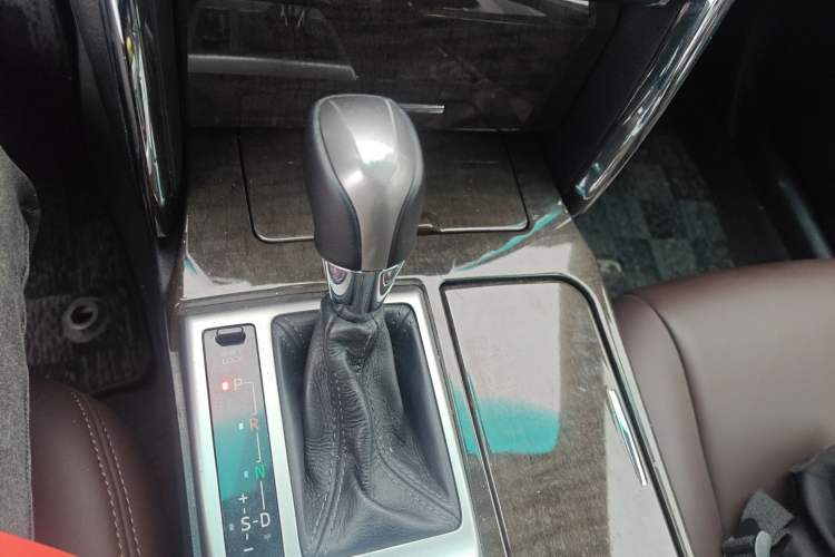 Used Toyota Reiz 2013 2.5V Elite Edition